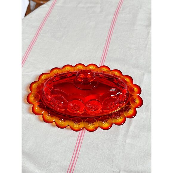 Vintage L.E. Smith Glass Moon and Stars Amberina Glass Covered Butter Dish w/Lid - Picture 5 of 6
